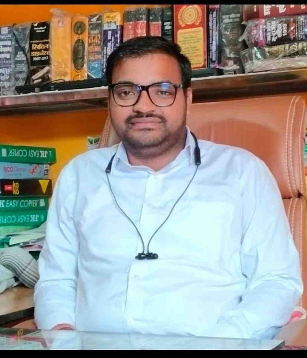 Profile photo of Adv. Abhishek Singh Banafar